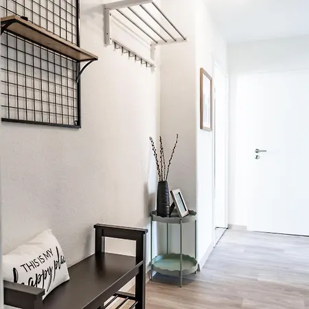 2 Zentrale Fewos Fuer Gruppen Mit Parkplatz Appartement Cobourg
