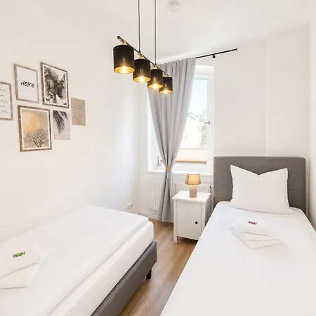 Appartement 2 Zentrale Fewos Fuer Gruppen Mit Parkplatz *